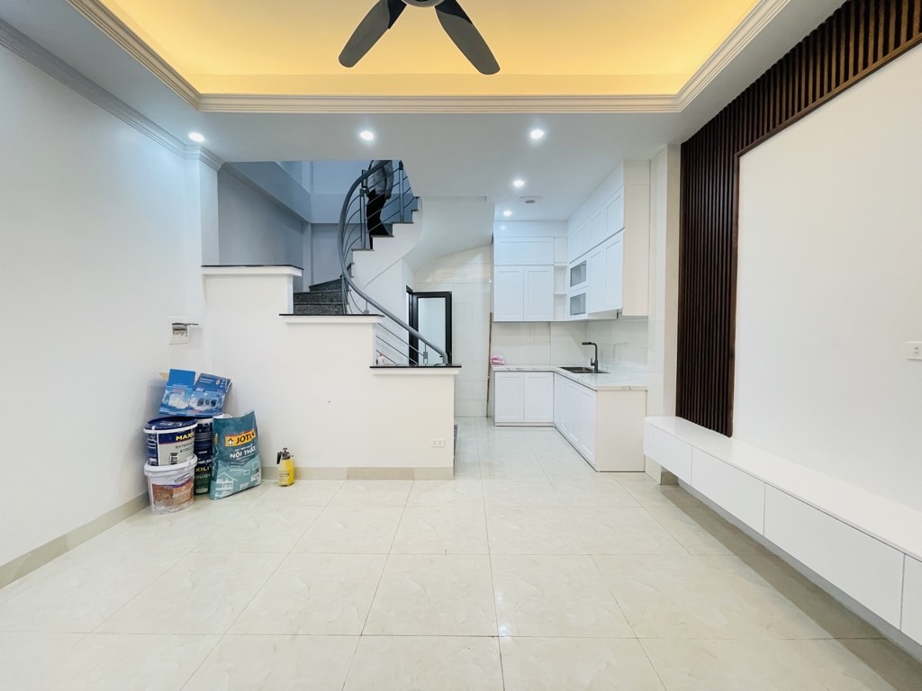 Bán nhà Giáp Nhị - diện tích 30m2 5 tầng - Ngõ ô tô tránh - giá 8,7 tỷ