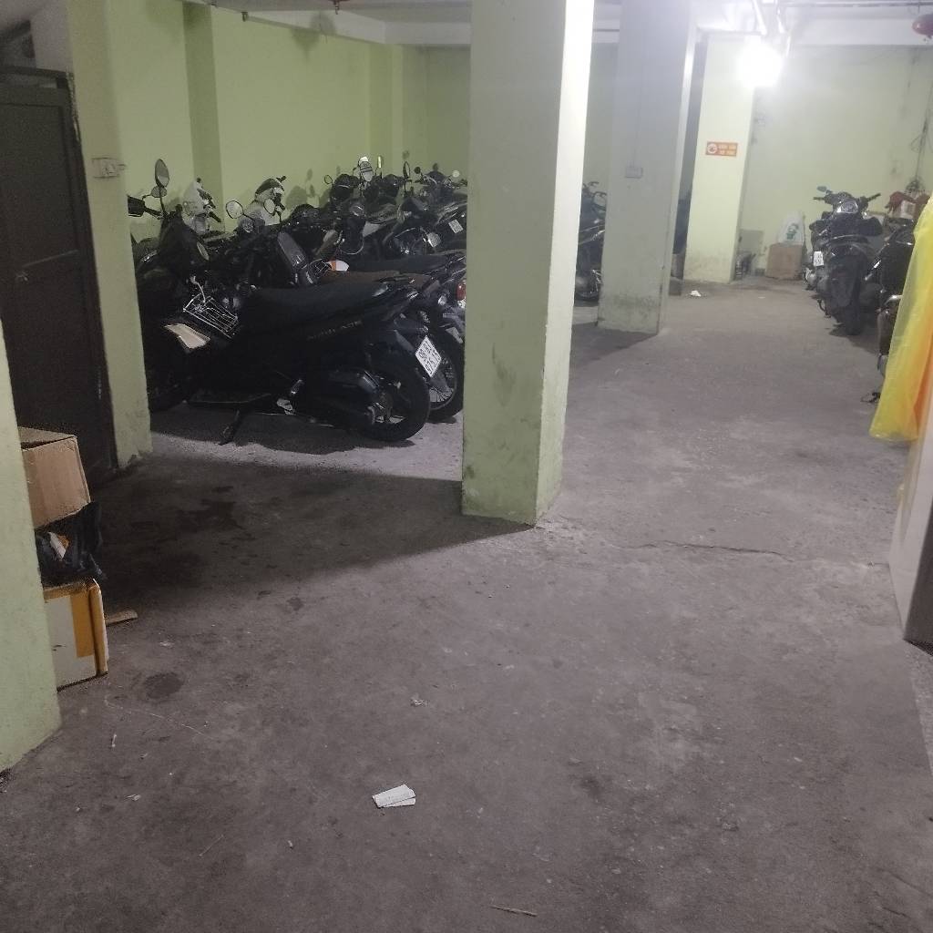 Bán nhà Bùi Xương Trạch - diện tích 51m2 5 tầng - Ô Tô - giá 2,15 tỷ