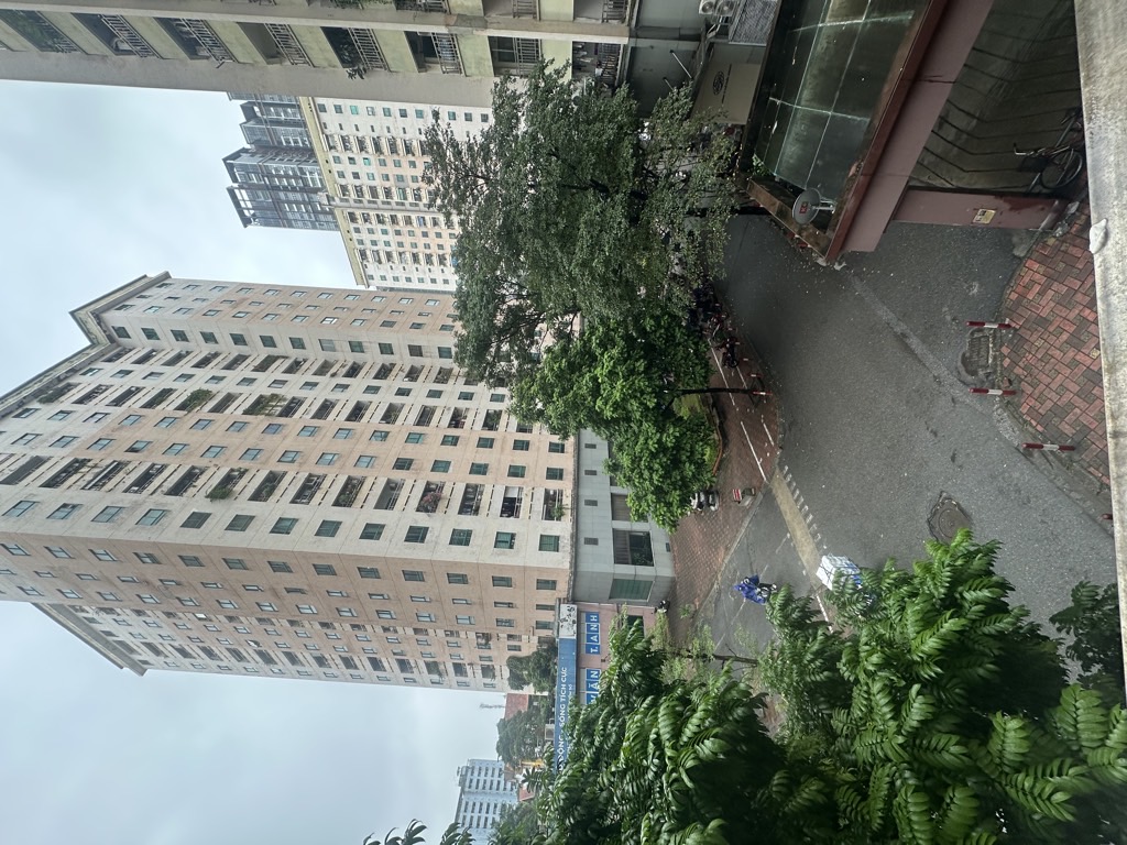 Bán nhà Hoàng Đạo Thuý - diện tích 115m2 1 tầng - Căn hộ chung cư siêu VIP - giá 10,3 tỷ