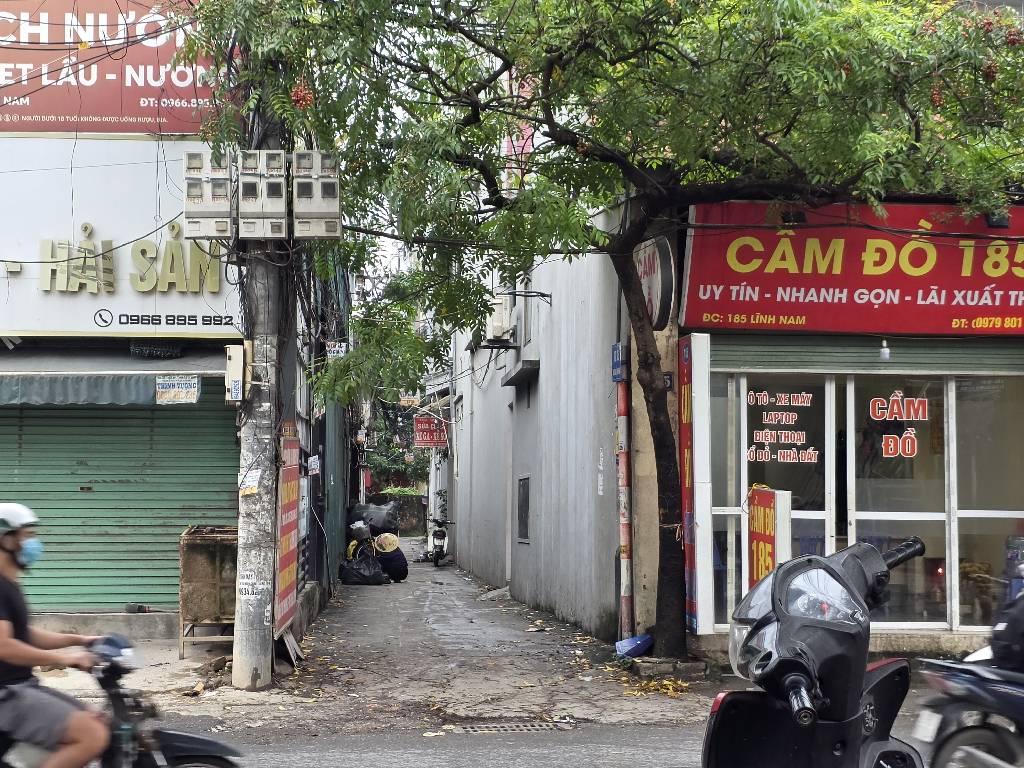 Bán nhà Lĩnh Nam - diện tích 78.5m2 1 tầng - Lô góc, vuông vắn - giá 22 tỷ