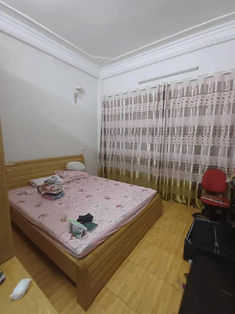 Bán nhà Quan Nhân - diện tích 89m2 4 tầng - Vài bước ra mặt phố - giá 18 tỷ