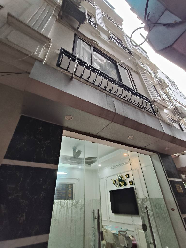 Bán nhà Gốc Đề - diện tích 30m2 5 tầng - ô tô đỗ cổng - giá 7,75 tỷ