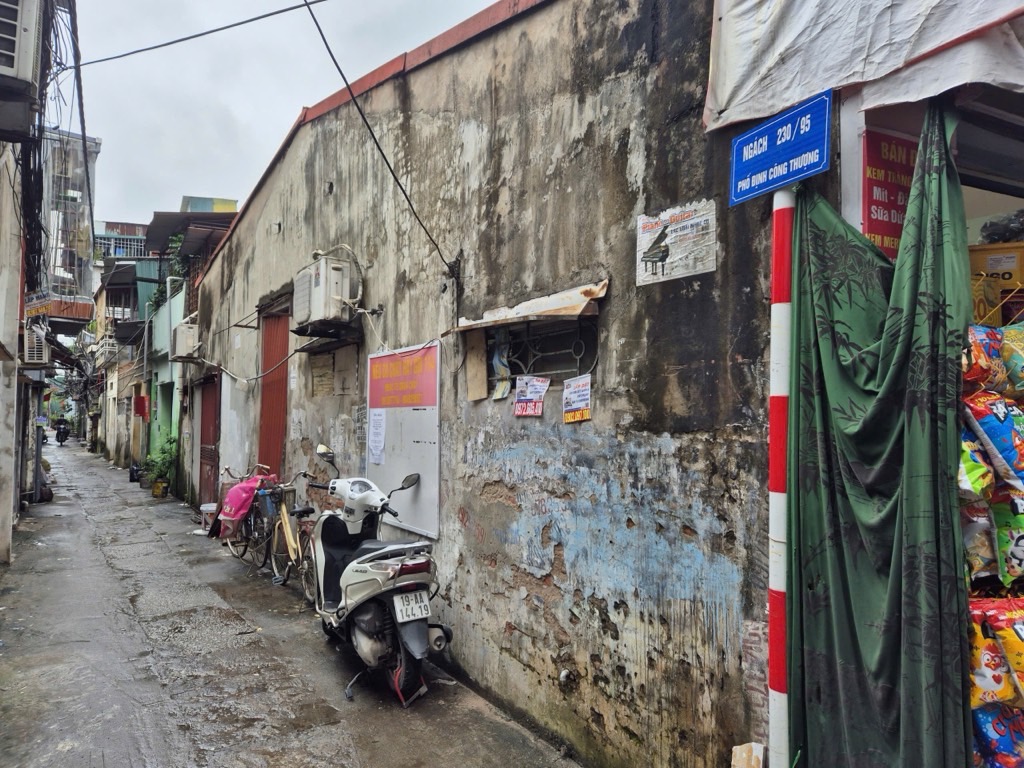 Bán nhà Định Công Thượng - diện tích 57.8m2 1 tầng - Nhà Đẹp Ở Luôn - giá 2,4 tỷ