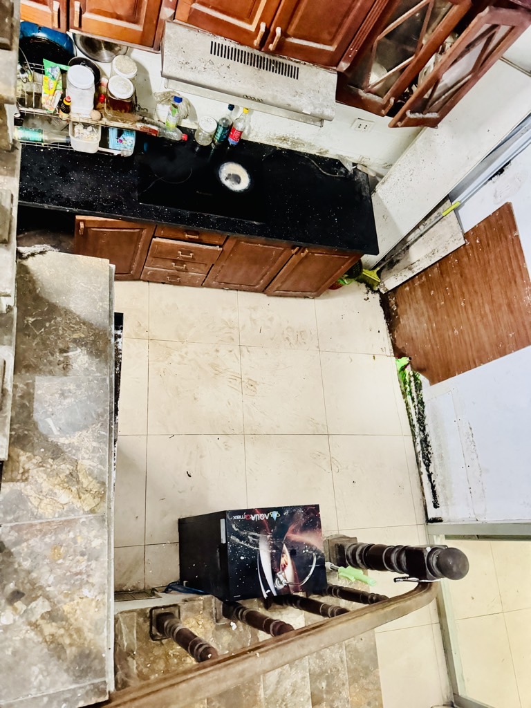 Bán nhà Khương Hạ - diện tích 41m2 5 tầng - ô tô dừng đỗ qua nhà - giá 14,8 tỷ