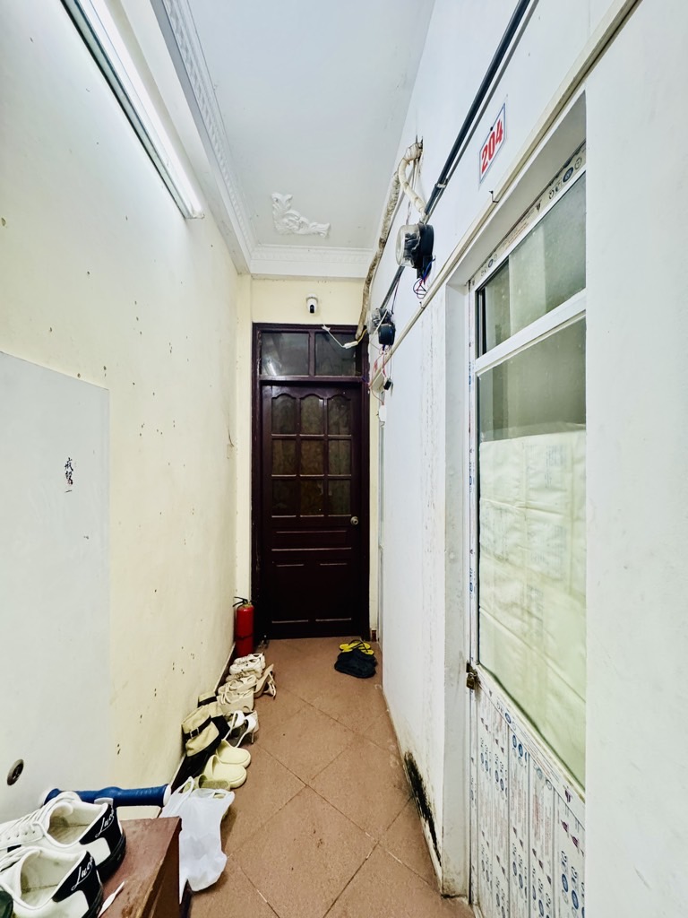 Bán nhà Khương Hạ - diện tích 41m2 5 tầng - ô tô dừng đỗ qua nhà - giá 14,8 tỷ