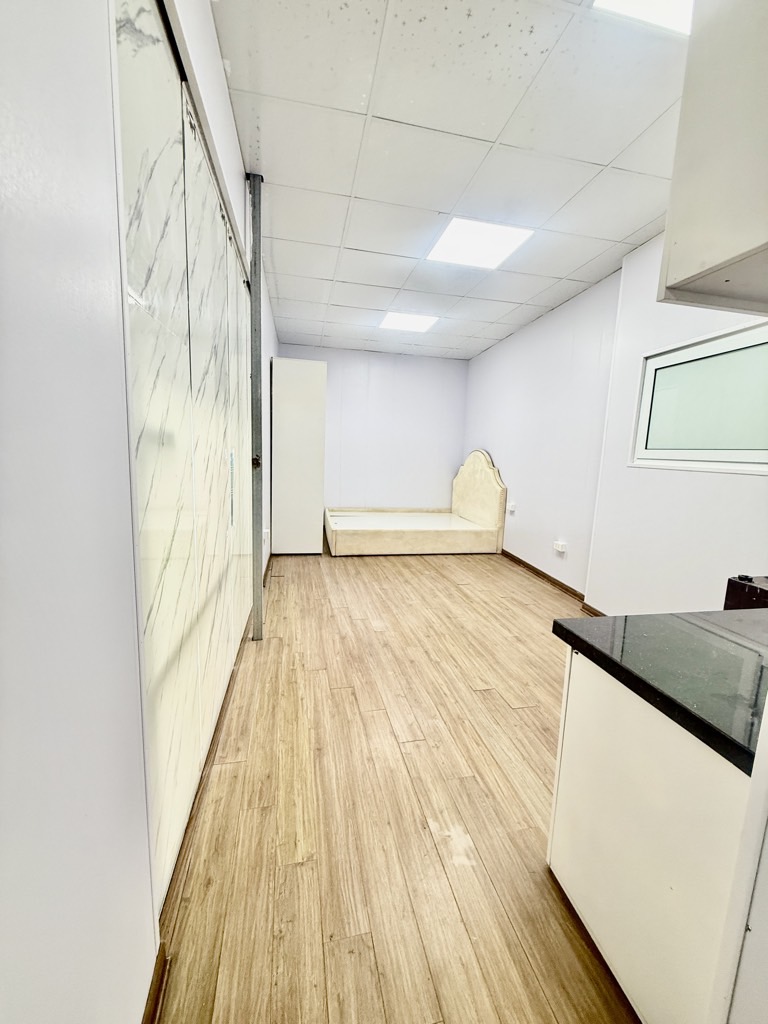 Bán nhà Ngõ Chùa Liên Phái - diện tích 38,4m2 4 tầng - Ô tô đỗ chân cầu thang - giá 8,3 tỷ