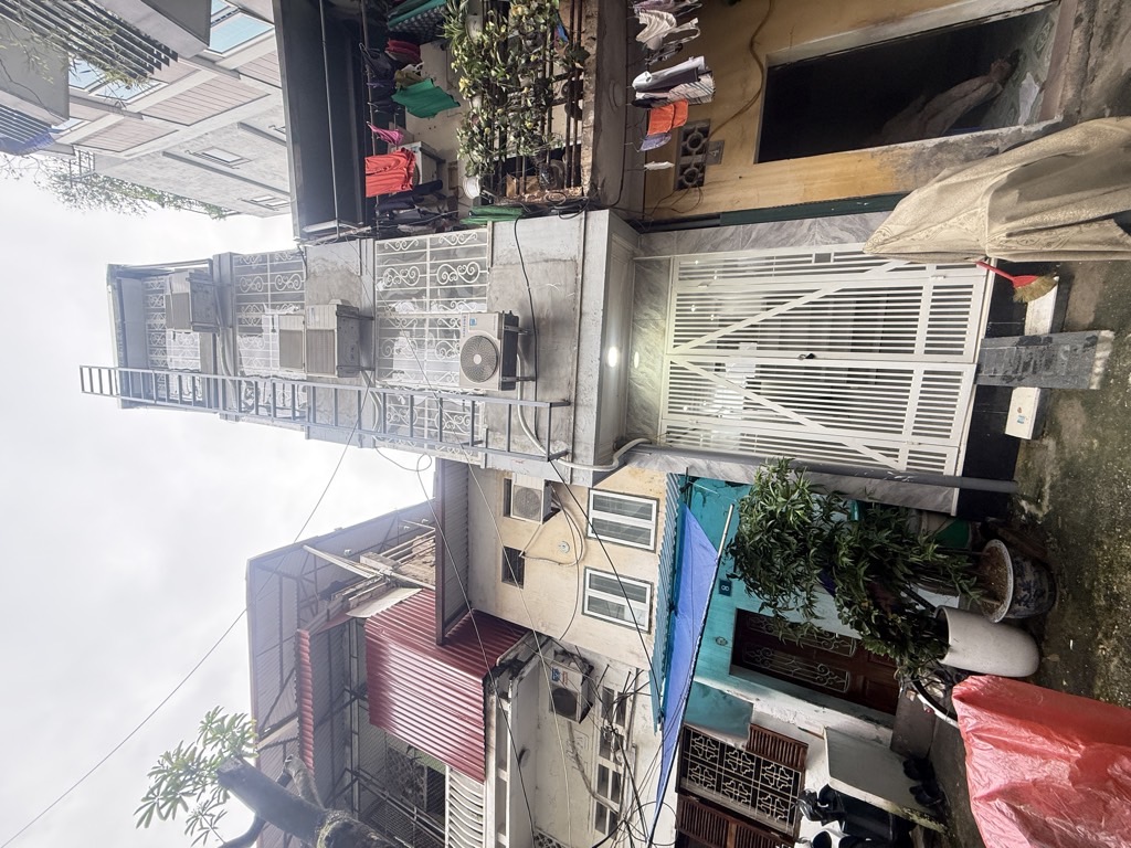 Bán nhà Ngõ Chùa Liên Phái - diện tích 38,4m2 4 tầng - Ô tô đỗ chân cầu thang - giá 8,3 tỷ