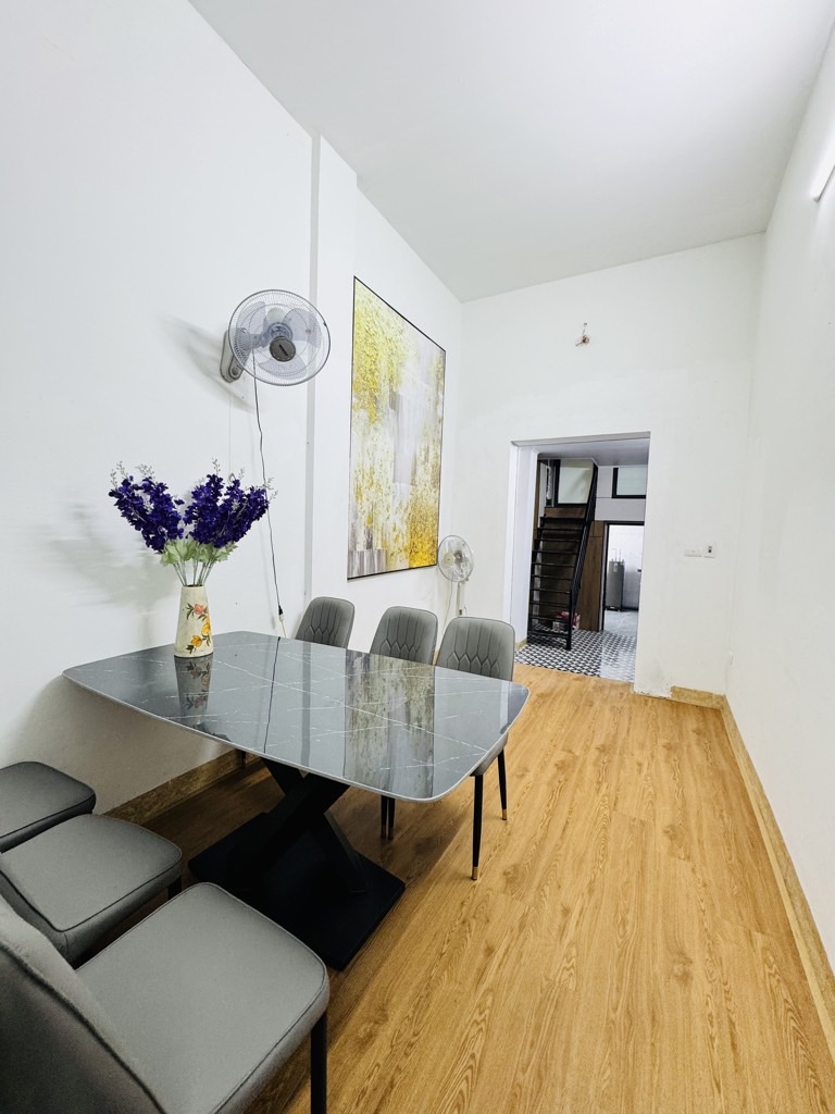 Bán nhà Giải Phóng - diện tích 40.3m2 2 tầng - Pháp lý SĐCC - giá 6,5 tỷ