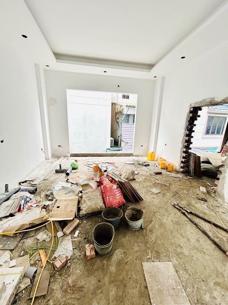 Bán nhà Nguyễn Khoái - diện tích 67,7m2 5 tầng - Nhà mới 5 tầng - giá 19,5 tỷ