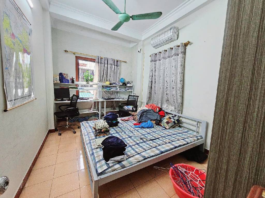 Bán nhà Ngũ Nhạc - diện tích 34.1m2 4 tầng - gần ô tô - giá 4,3 tỷ