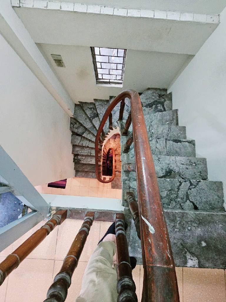 Bán nhà Ngũ Nhạc - diện tích 34.1m2 4 tầng - gần ô tô - giá 4,3 tỷ