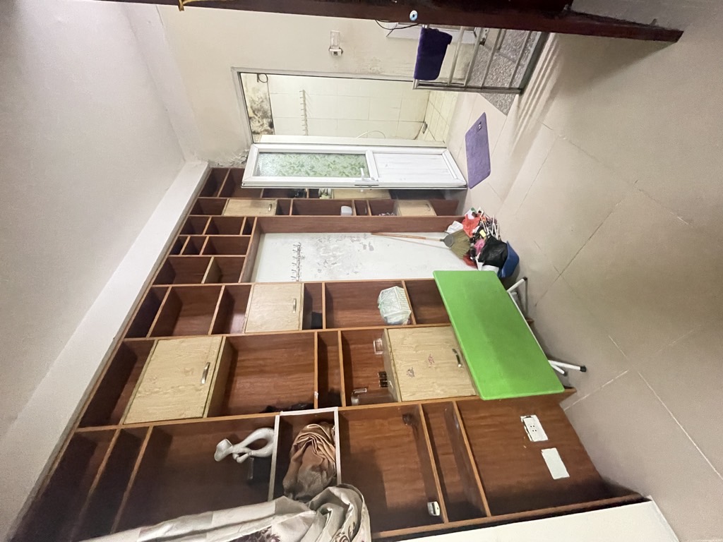 Bán nhà Bùi Xương Trạch - diện tích 30m2 2 tầng - Ngõ to thông - giá 4,15 tỷ