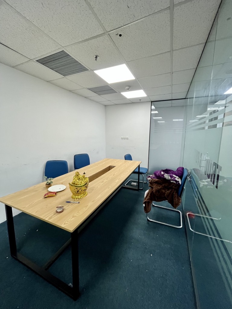 Bán nhà Nguyễn Huy Tưởng - diện tích 142m2 1 tầng - Sàn VP cao cấp - giá 11,5 tỷ