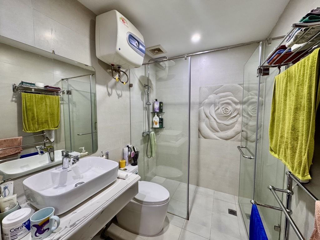 Bán nhà Lạc Trung - diện tích 150m2 1 tầng - Nhà đẹp hiếm có - giá 12,9 tỷ