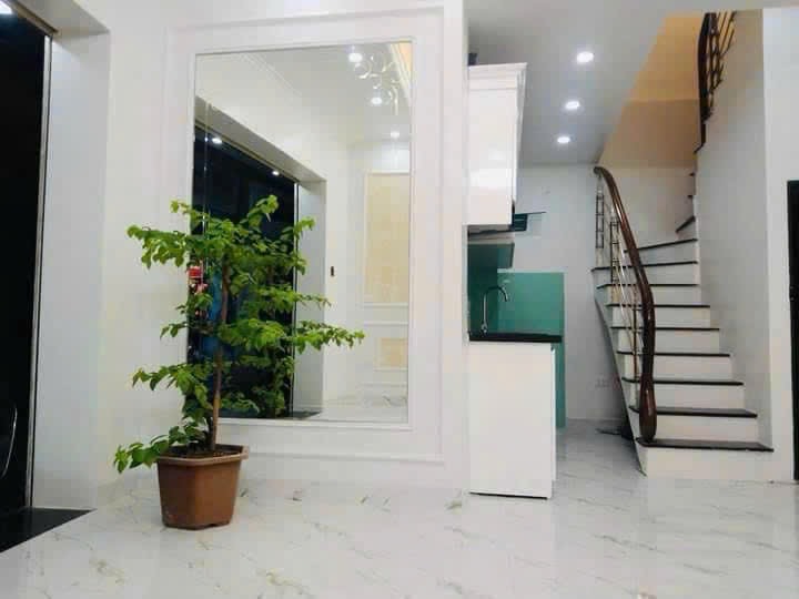 Bán nhà Ngõ Lan Bá - diện tích 26m2 4 tầng - HÀNG HIẾM ĐỐNG ĐA - giá 7,3 tỷ