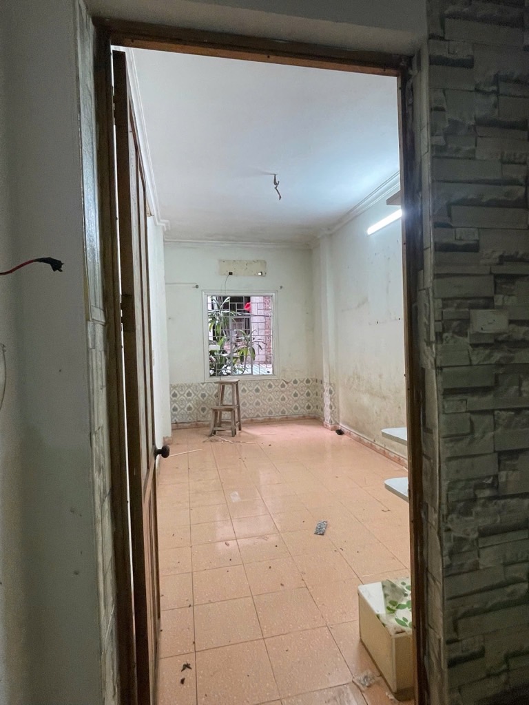 Bán nhà Trần Khát Chân - diện tích 41.1m2 5 tầng - Gần phố - giá 11,5 tỷ