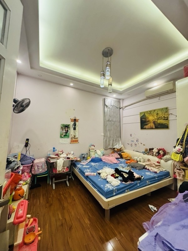 Bán nhà Trường Chinh - diện tích 52,9m2 5 tầng - nhà khung cột chắc chắn - giá 14,7 tỷ