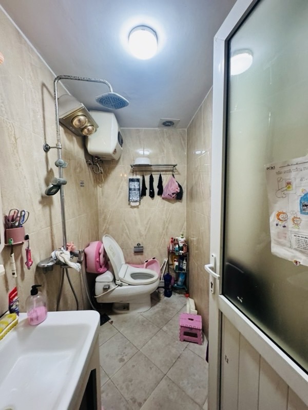 Bán nhà Trường Chinh - diện tích 52,9m2 5 tầng - nhà khung cột chắc chắn - giá 14,7 tỷ