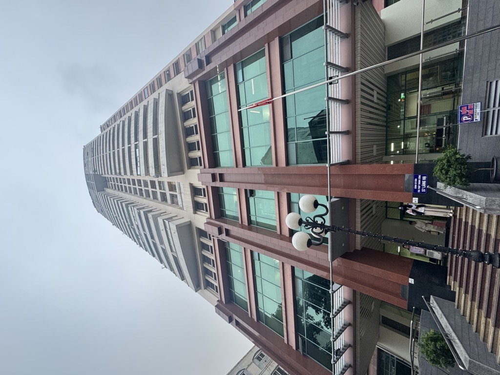 Bán nhà Láng Hạ - diện tích 142m2 1 tầng - HIẾM, VỊ TRÍ ĐẮC ĐỊA, DÂN TRÍ CAO, AN SINH ĐỈNH! - giá 13,5 tỷ