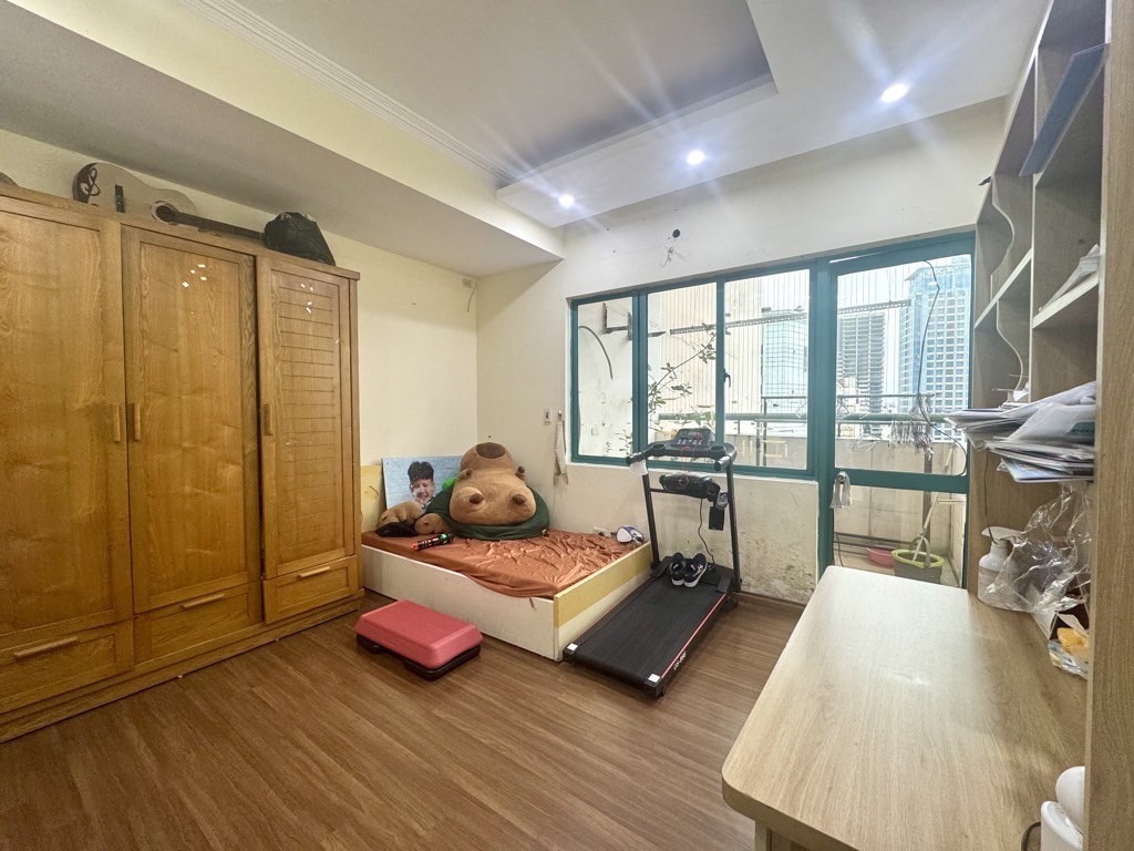 Bán nhà Láng Hạ - diện tích 142m2 1 tầng - HIẾM, VỊ TRÍ ĐẮC ĐỊA, DÂN TRÍ CAO, AN SINH ĐỈNH! - giá 13,5 tỷ