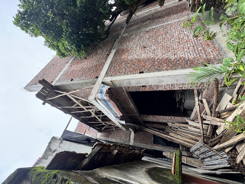 Bán nhà Bằng B - diện tích 50m2 6 tầng - ô tô tránh - giá 12,5 tỷ