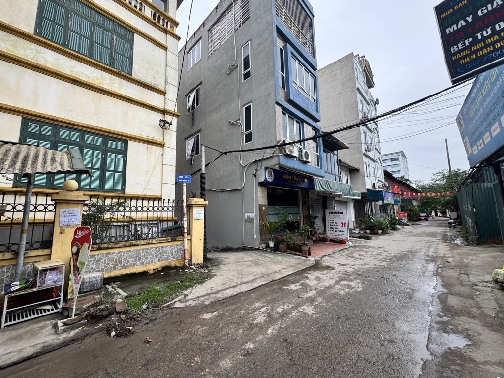 Bán nhà Bằng B - diện tích 50m2 6 tầng - ô tô tránh - giá 12,5 tỷ