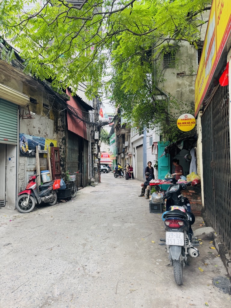 Bán nhà Trương Định - diện tích 27m2 6 tầng - Nhà mới 6 tầng thang máy - giá 11,5 tỷ