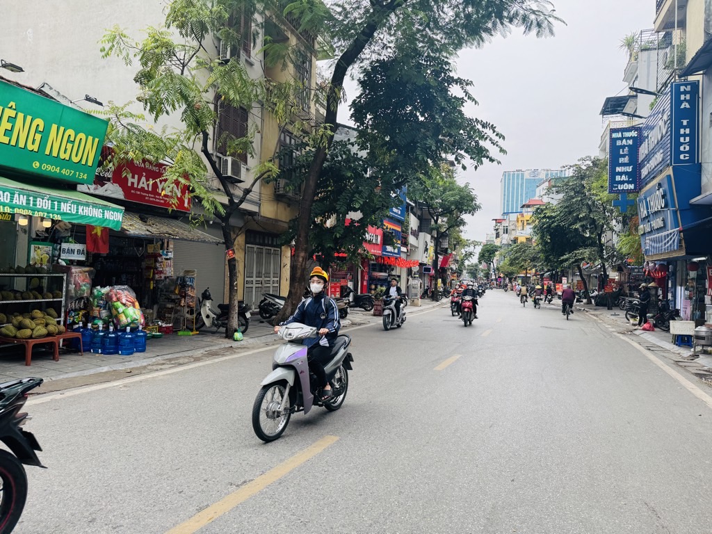 Bán nhà Trương Định - diện tích 27m2 6 tầng - Nhà mới 6 tầng thang máy - giá 11,5 tỷ