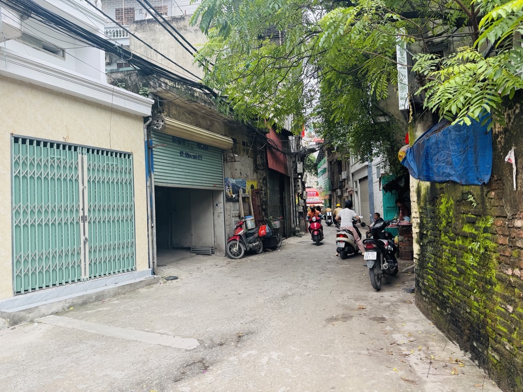 Bán nhà Trương Định - diện tích 27m2 6 tầng - Nhà mới 6 tầng thang máy - giá 11,5 tỷ