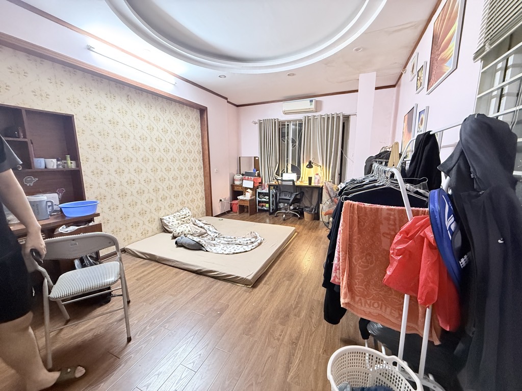 Bán nhà Vĩnh Hưng - diện tích 30m2 5 tầng - LÔ GÓC - giá 7,9 tỷ