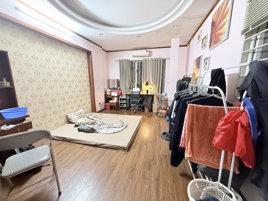 Bán nhà Vĩnh Hưng - diện tích 30m2 5 tầng - LÔ GÓC - giá 7,9 tỷ