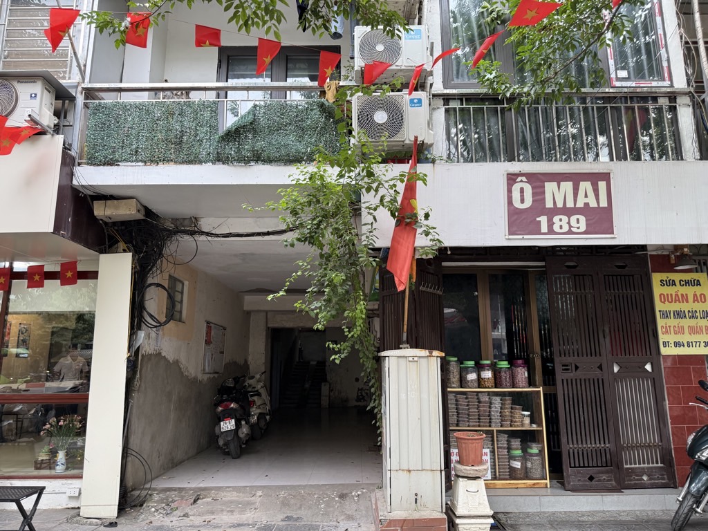 Bán nhà Minh Khai - diện tích 34,4m2 1 tầng - Căn hộ tập thể Bộ Xây Dựng - giá 6 tỷ