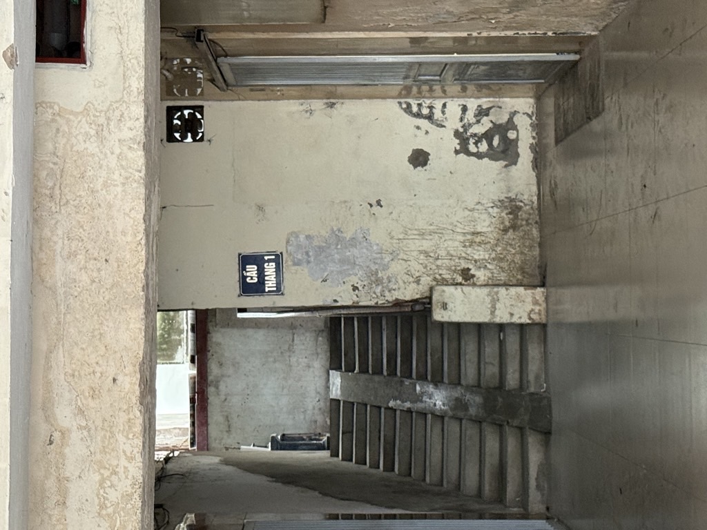 Bán nhà Minh Khai - diện tích 34,4m2 1 tầng - Căn hộ tập thể Bộ Xây Dựng - giá 6 tỷ