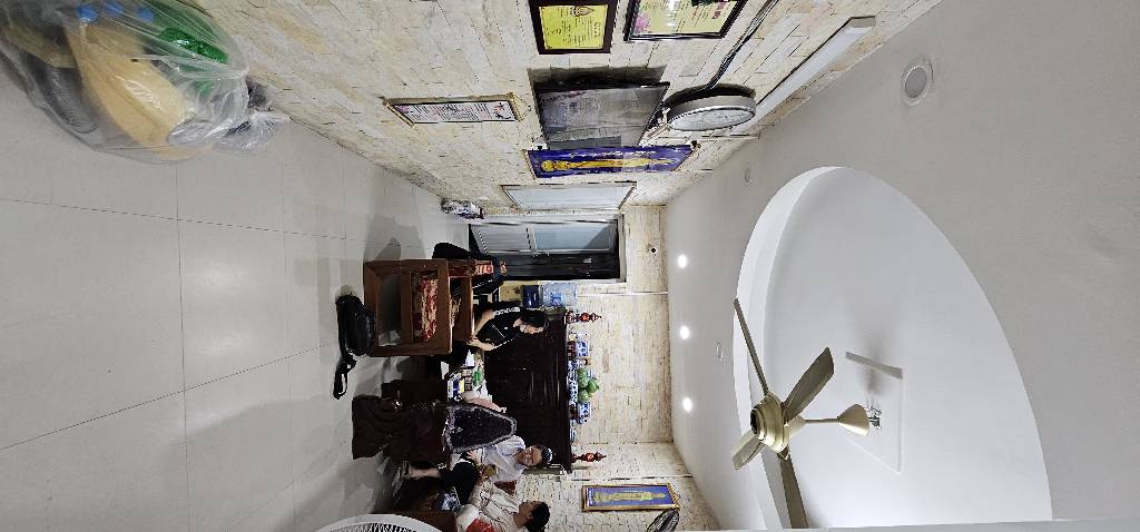 Bán nhà Thái Thịnh - diện tích 71m2 1 tầng - Lô góc, ô tô đỗ sát nhà - giá 4,85 tỷ