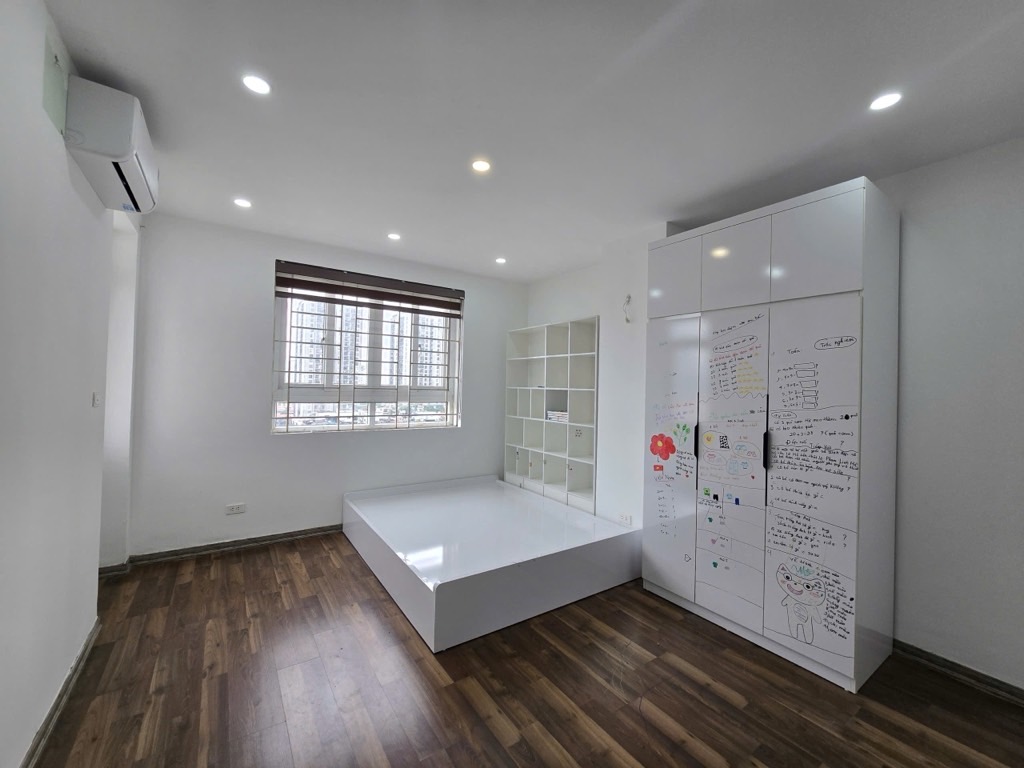 Bán nhà Vũ Trọng Phụng - diện tích 108.3m2 11 tầng - Căn góc thoáng mát đẹp nhất dự án - giá 9,35 tỷ