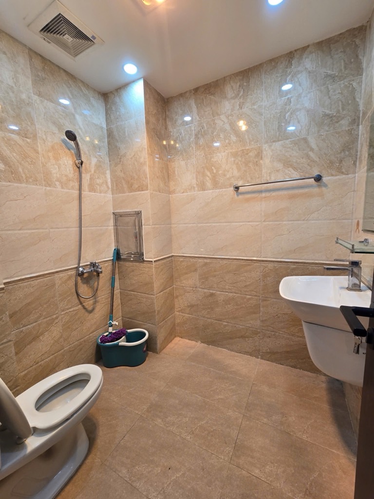 Bán nhà Vũ Trọng Phụng - diện tích 108.3m2 11 tầng - Căn góc thoáng mát đẹp nhất dự án - giá 9,35 tỷ