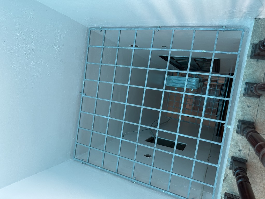 Bán nhà Yên Sở - diện tích 56m2 4 tầng - ô tô tránh nhau - giá 18,5 tỷ