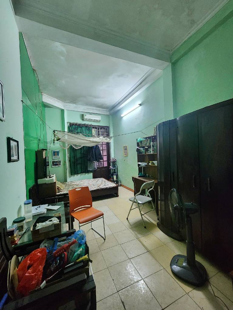 Bán nhà Nguyễn Xiển - diện tích 43m2 3 tầng - Mặt ngõ ô tô - giá 5,9 tỷ