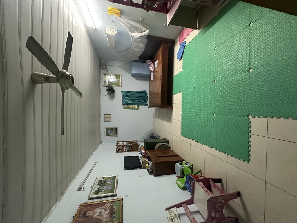 Bán nhà Lĩnh Nam - diện tích 32m2 3 tầng - nhỏ xinh vuông vắn - giá 2,58 tỷ