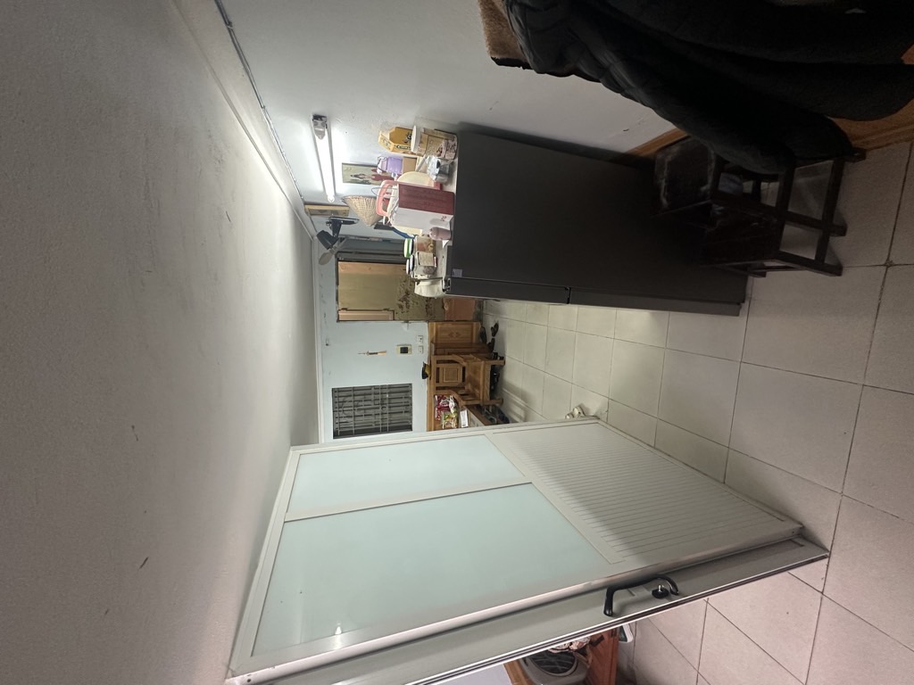 Bán nhà Lĩnh Nam - diện tích 32m2 3 tầng - nhỏ xinh vuông vắn - giá 2,58 tỷ