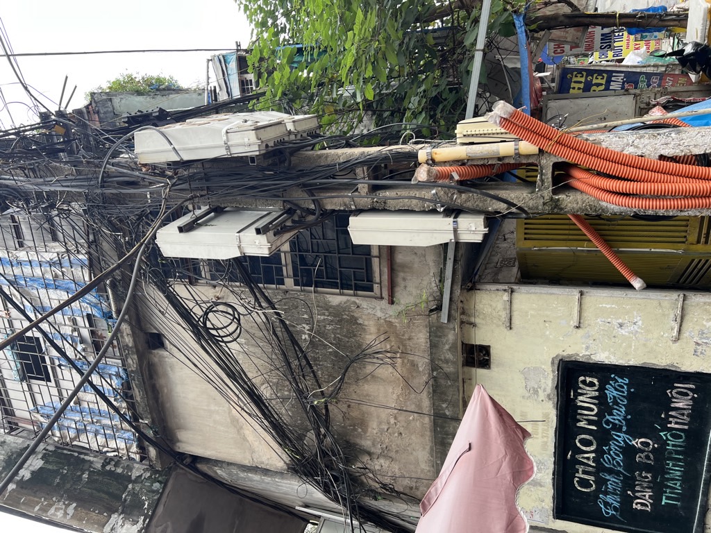 Bán nhà Minh Khai - diện tích 7m2 3 tầng - Mặt phố - giá 2,9 tỷ