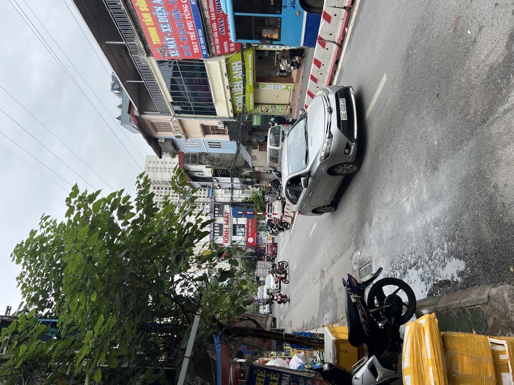 Bán nhà Minh Khai - diện tích 7m2 3 tầng - Mặt phố - giá 2,9 tỷ