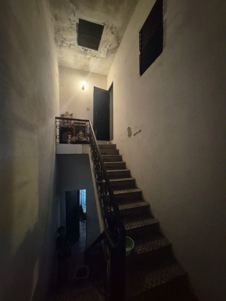 Bán nhà Định Công Thượng - diện tích 66m2 2 tầng - Lô góc 3 mặt tiền - giá 22 tỷ