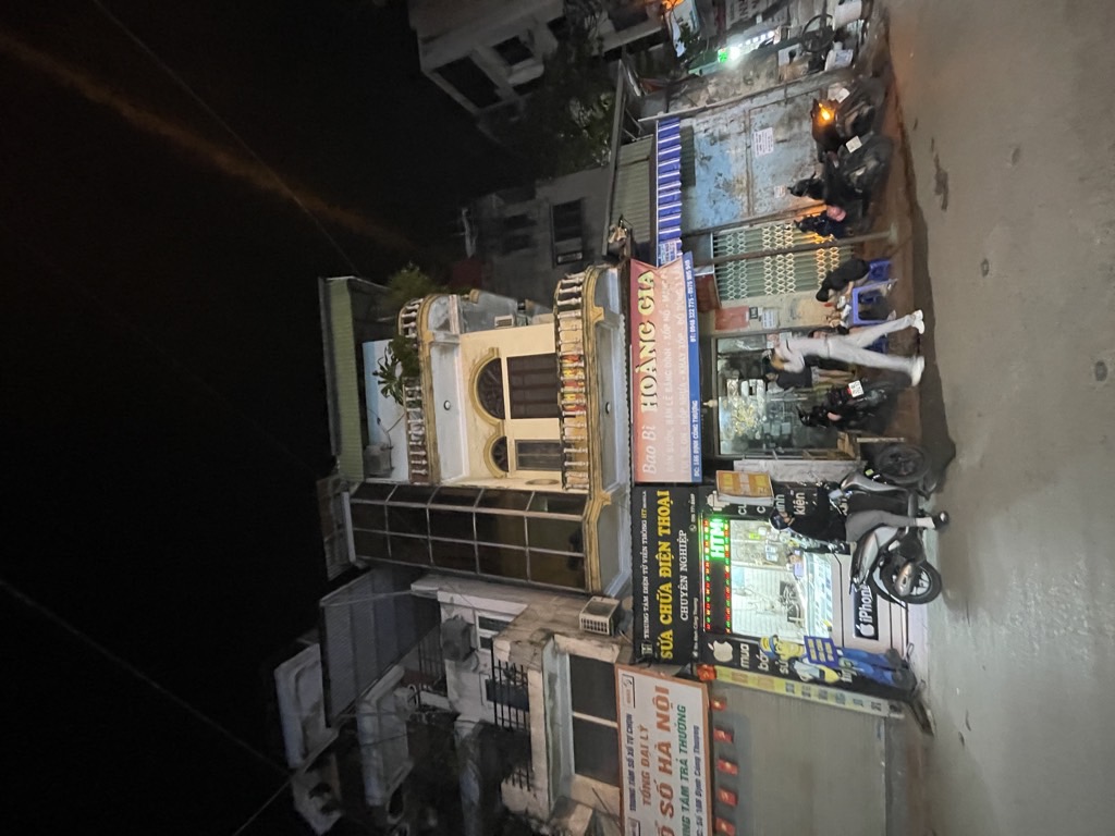 Bán nhà Định Công Thượng - diện tích 66m2 2 tầng - Lô góc 3 mặt tiền - giá 22 tỷ