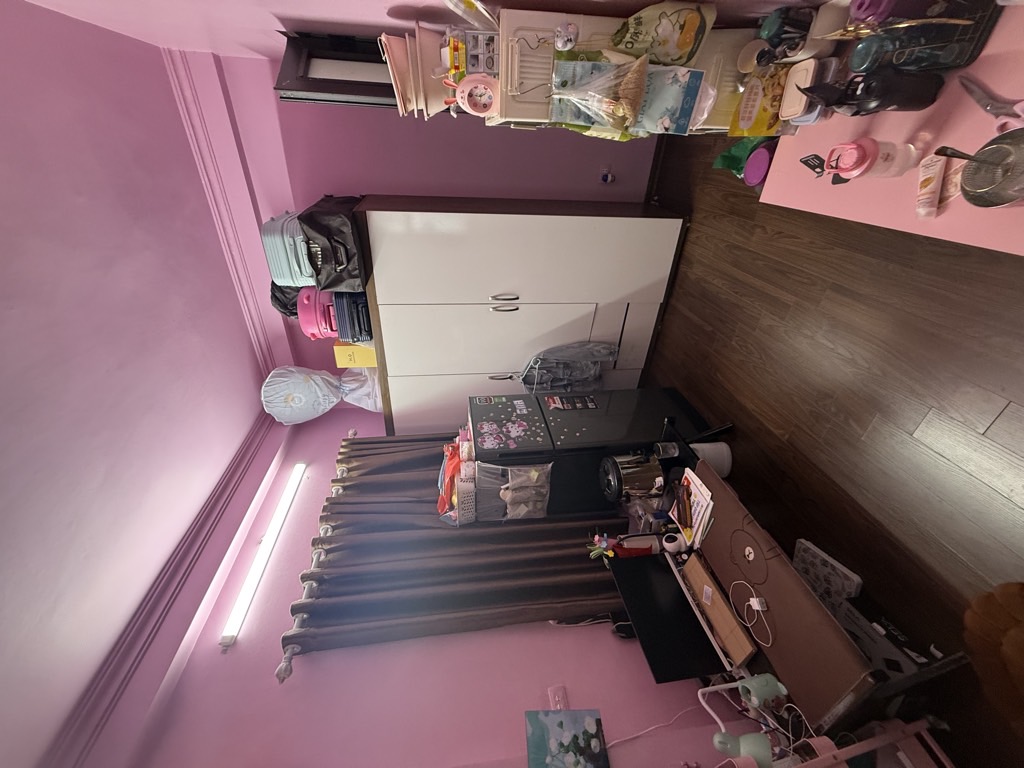 Bán nhà Giáp Bát - diện tích 80m2 5 tầng - ô tô lùi cửa - giá 19,5 tỷ