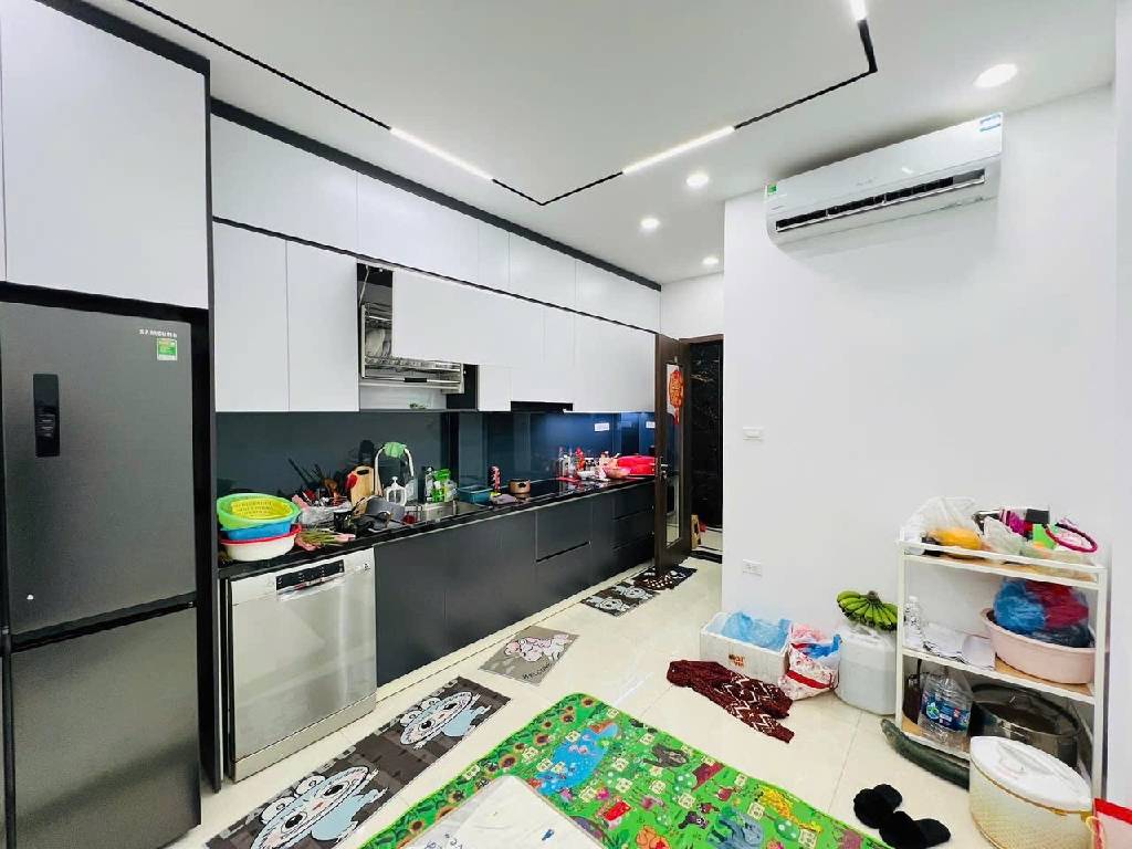 Bán nhà Bùi Xương Trạch - diện tích 40.3m2 6 tầng - ô tô tránh - giá 16 tỷ