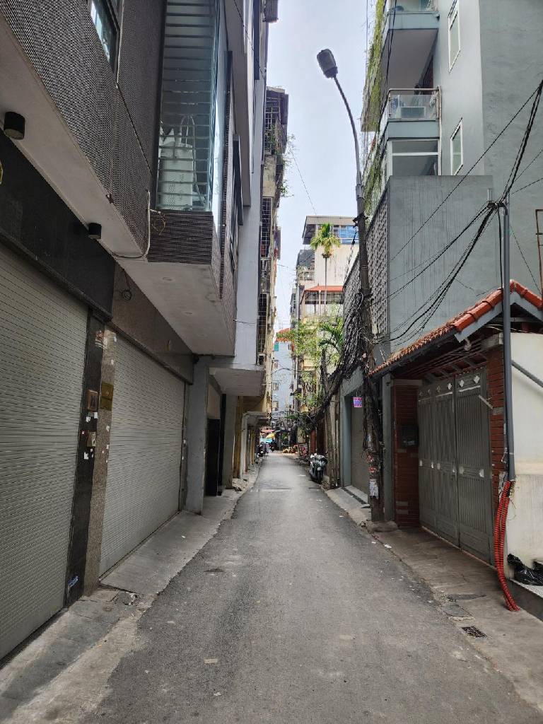 Bán nhà Thái Hà - diện tích 66m2 5 tầng - Nhà lô góc, 3 mặt thoáng - giá 18,2 tỷ