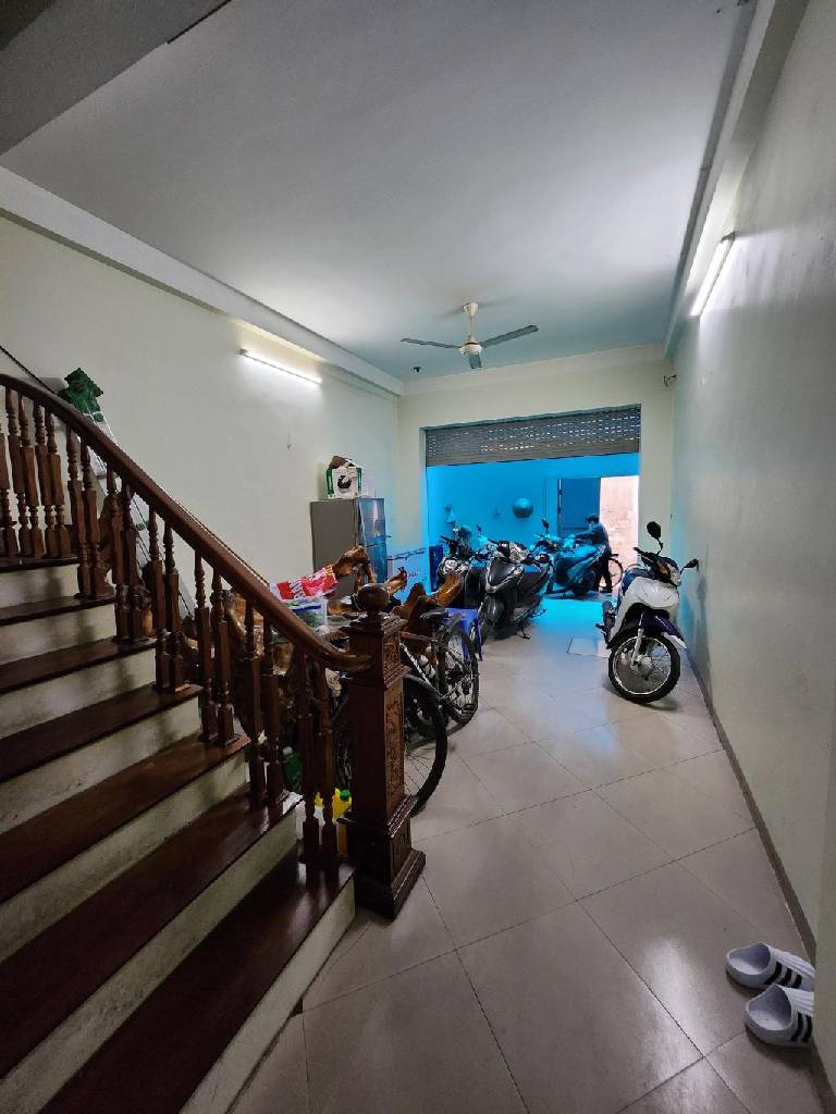 Bán nhà Thái Hà - diện tích 66m2 5 tầng - Nhà lô góc, 3 mặt thoáng - giá 18,2 tỷ