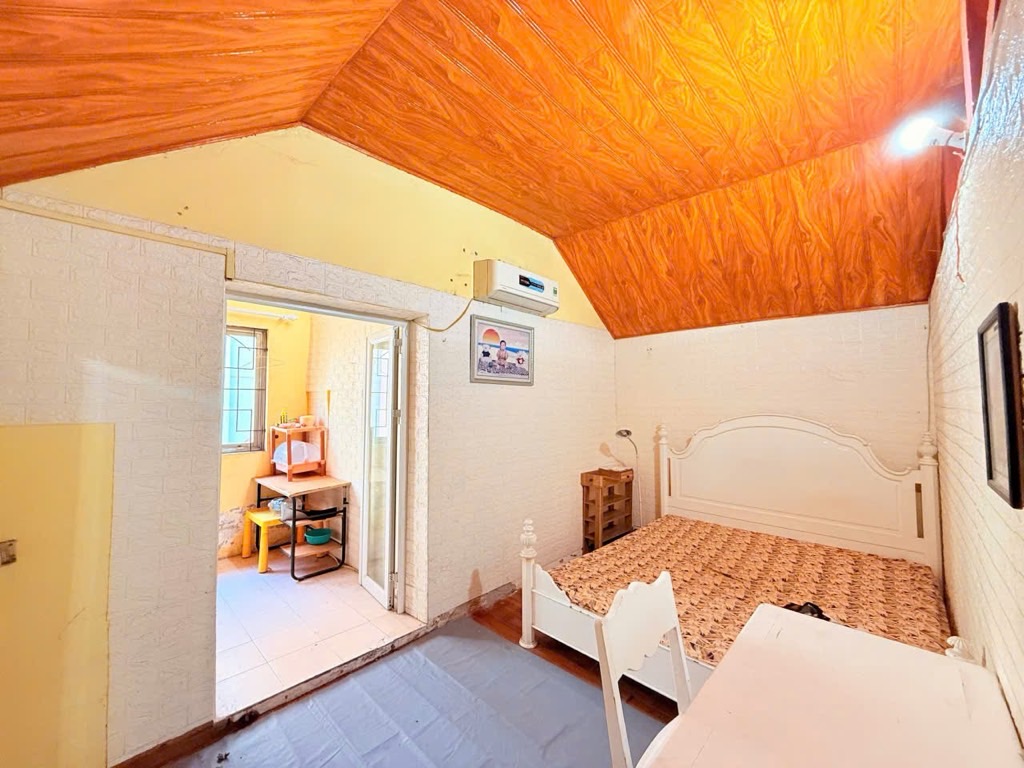 Bán nhà Ngõ Thịnh Quang - diện tích 160m2 2 tầng - Lô góc - giá 5,9 tỷ