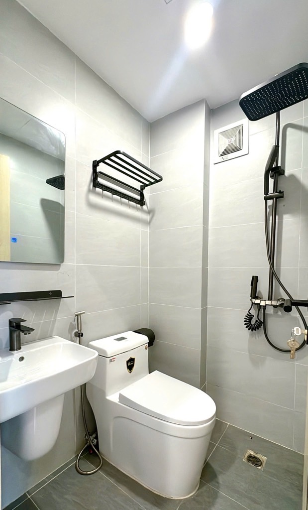 Bán nhà Chùa Quỳnh - diện tích 63m2 7 tầng - ô tô đỗ cửa - giá 21 tỷ